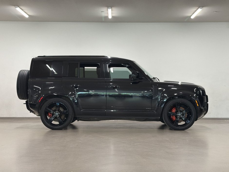 2023 Land Rover Defender 110 P400 X-9