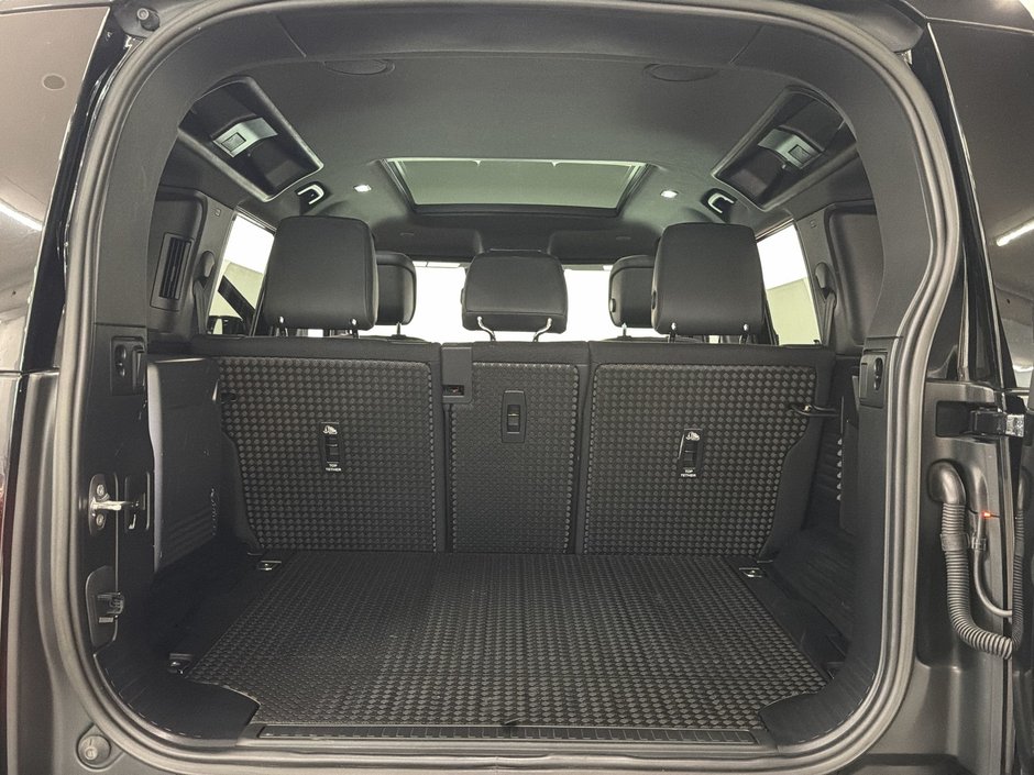 2023 Land Rover Defender 110 P400 X-26