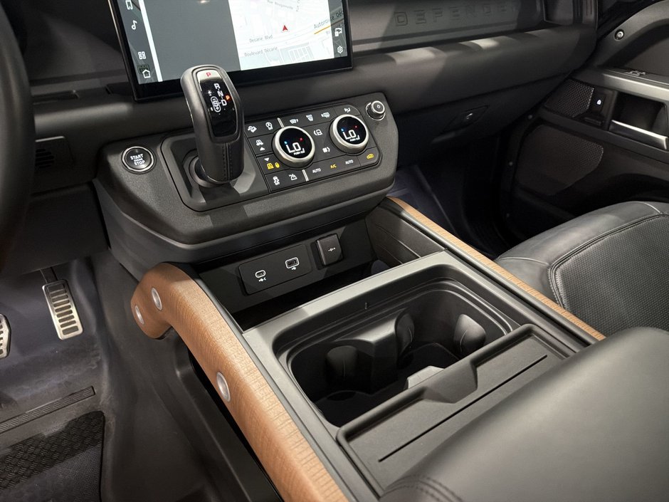 2023 Land Rover Defender 110 P400 X-23