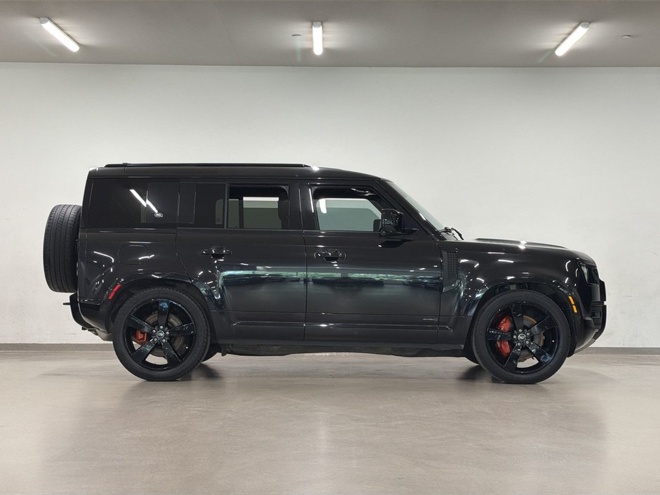 2023 Land Rover Defender 110 P400 X-12
