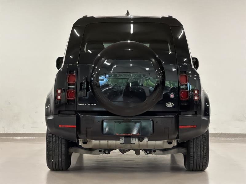 2023 Land Rover Defender 110 P300 S-4
