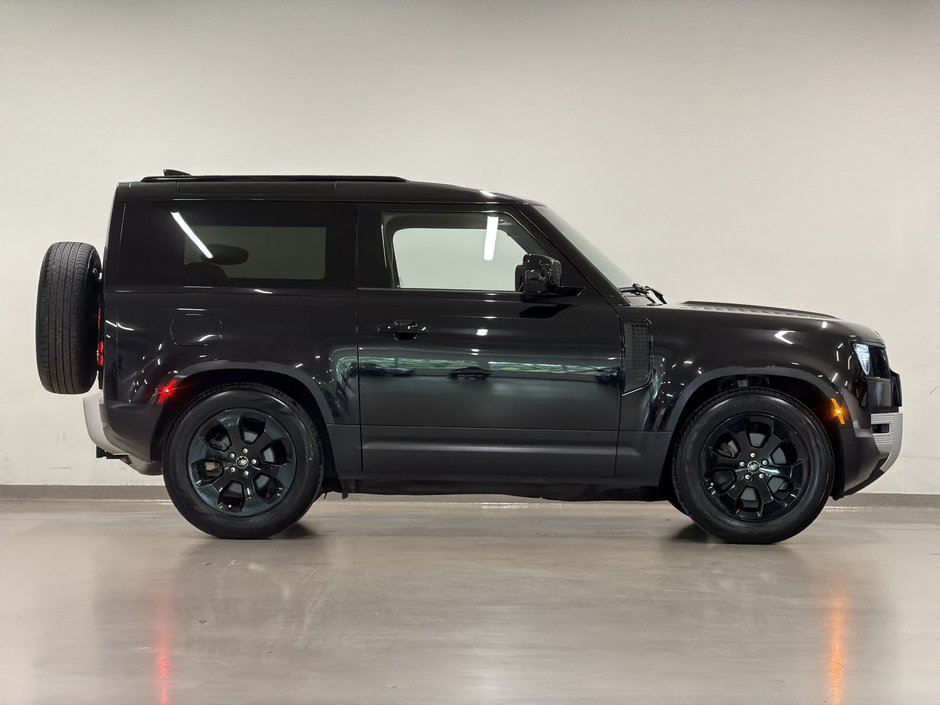 2023 Land Rover Defender 90 P300 S-10