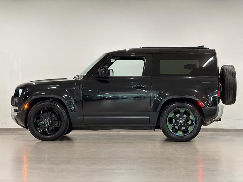 Land Rover Defender 90 P300 S 2023-3