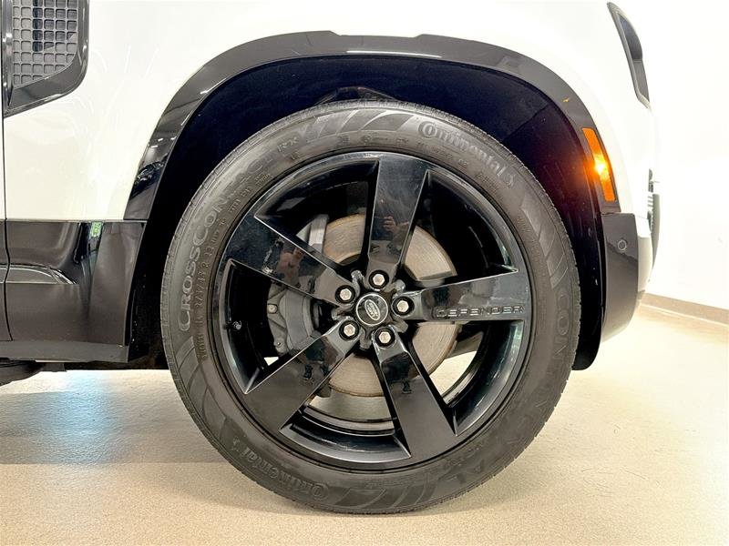 Land Rover Defender 130 P400 X-Dynamic SE (2) 2023-1
