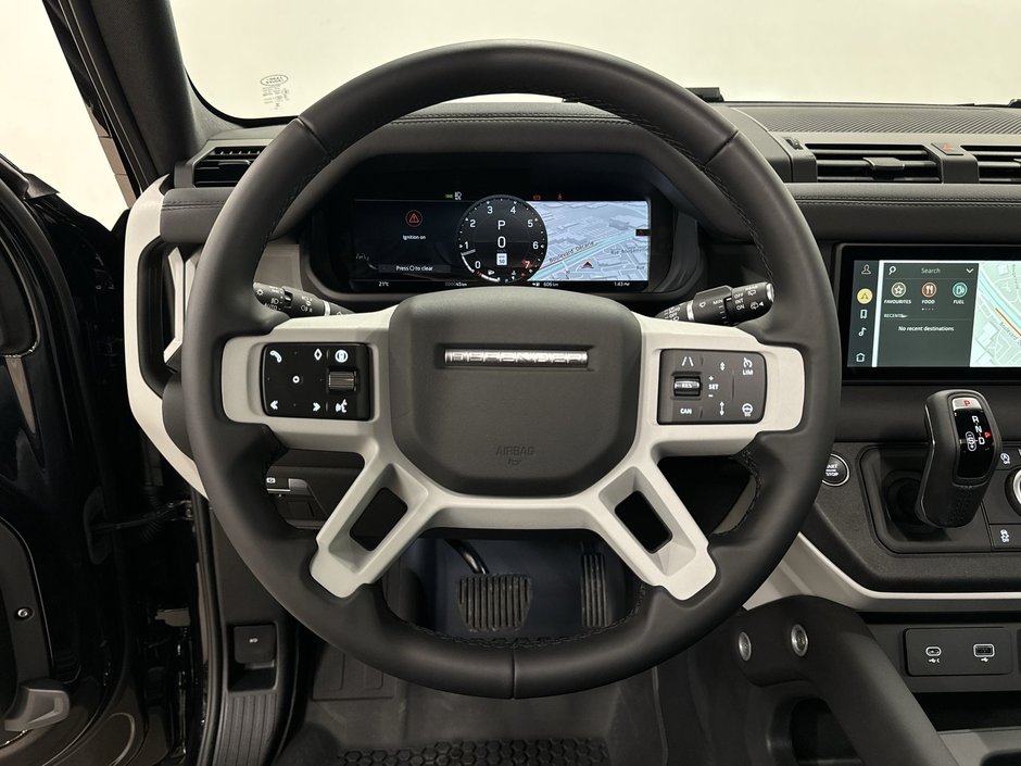 2024 Land Rover Defender 110 P300 S-19
