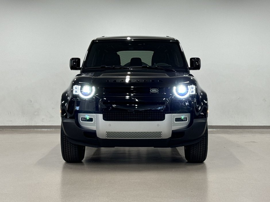 2024 Land Rover Defender 110 P300 S-2