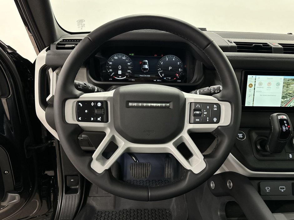 2024 Land Rover Defender 110 P300 S-19