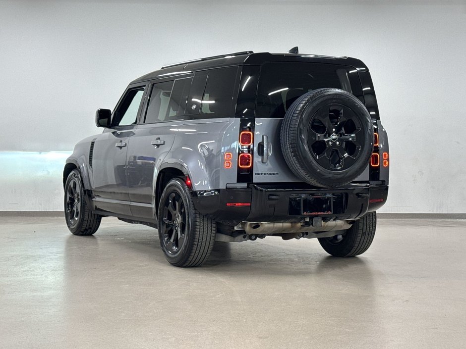 2024 Land Rover Defender 110 P400 X-Dynamic SE-13