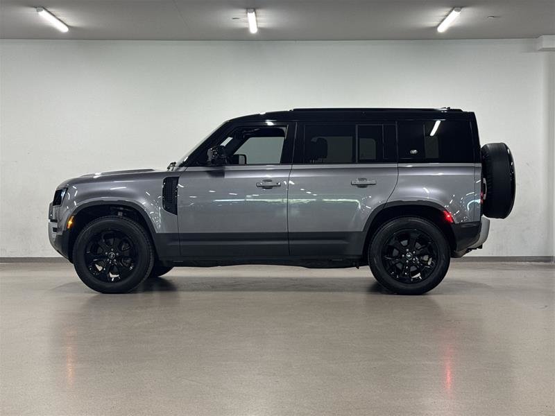 2024 Land Rover Defender 110 P300 S-4