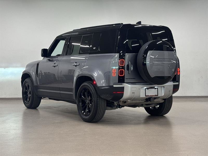 2024 Land Rover Defender 110 P300 S-6