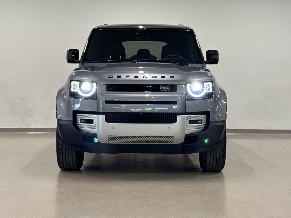 Land Rover Defender 110 P300 S 2024-9