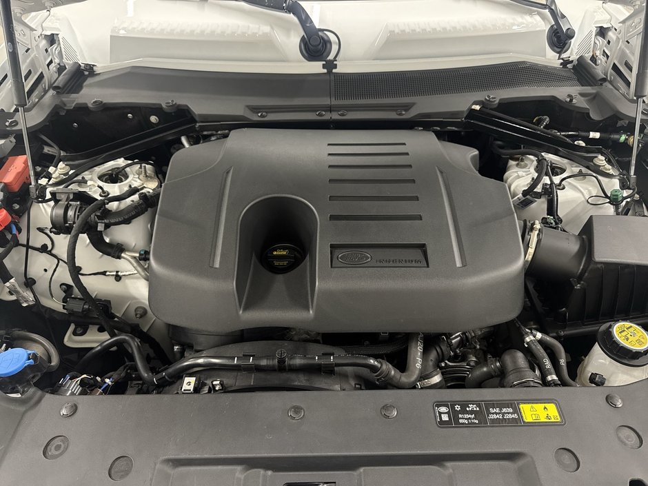 Land Rover Defender 110 P400 S 2024-25