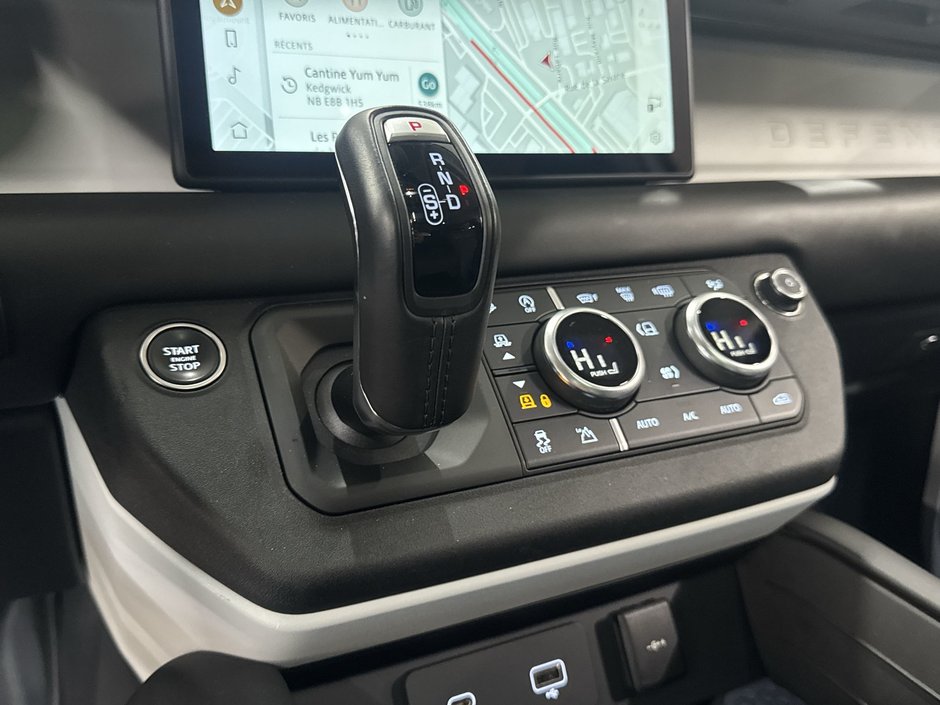 Land Rover Defender 110 P400 S 2024-20