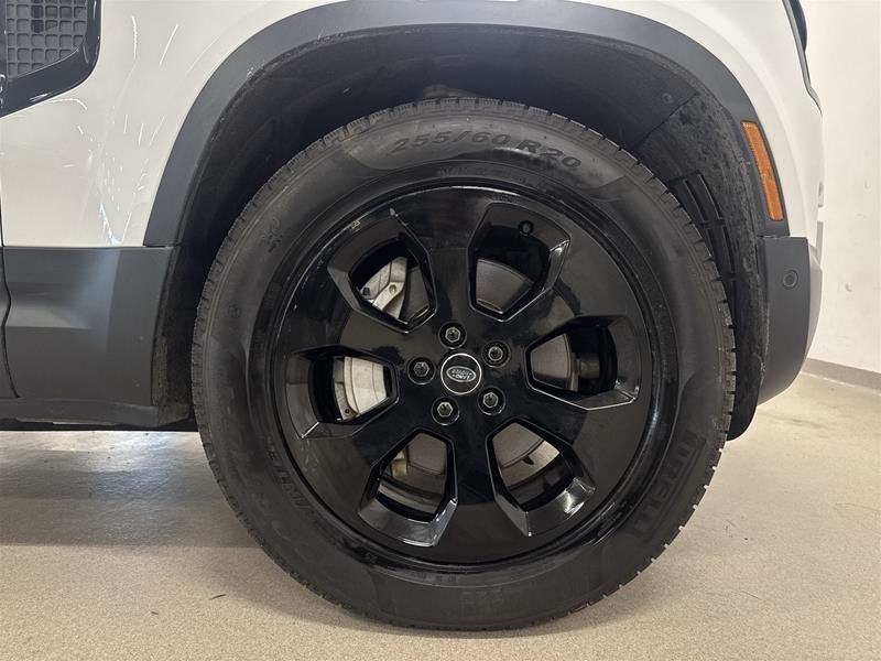 2024 Land Rover Defender 110 P400 S-18