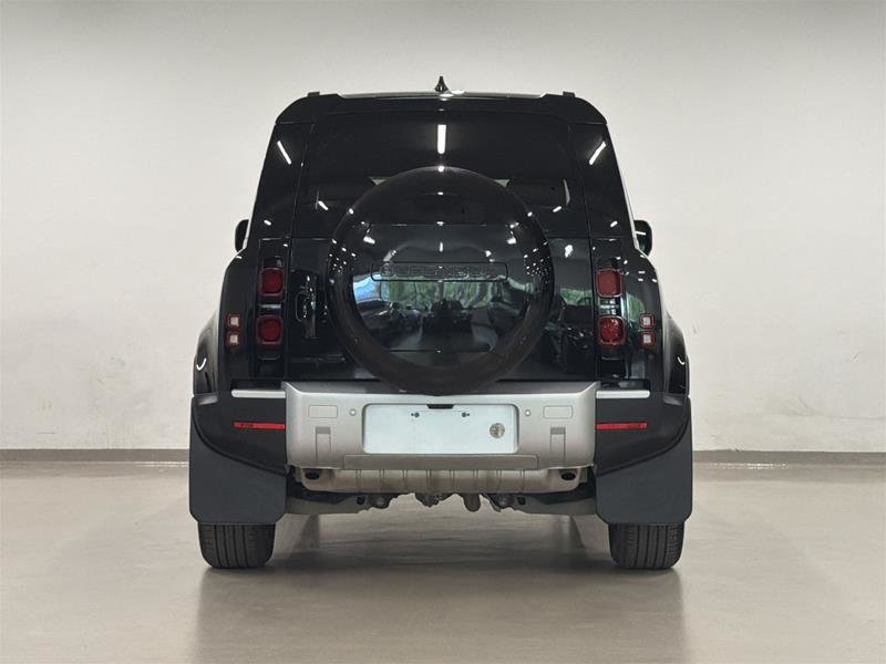 Land Rover Defender 110 P300 S 2025-4