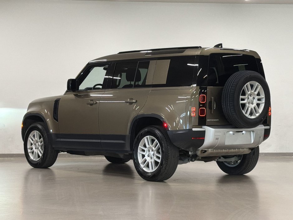 2025 Land Rover Defender 110 P300 S-7