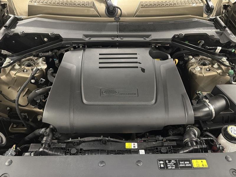 Land Rover Defender 110 P300 S 2025-18