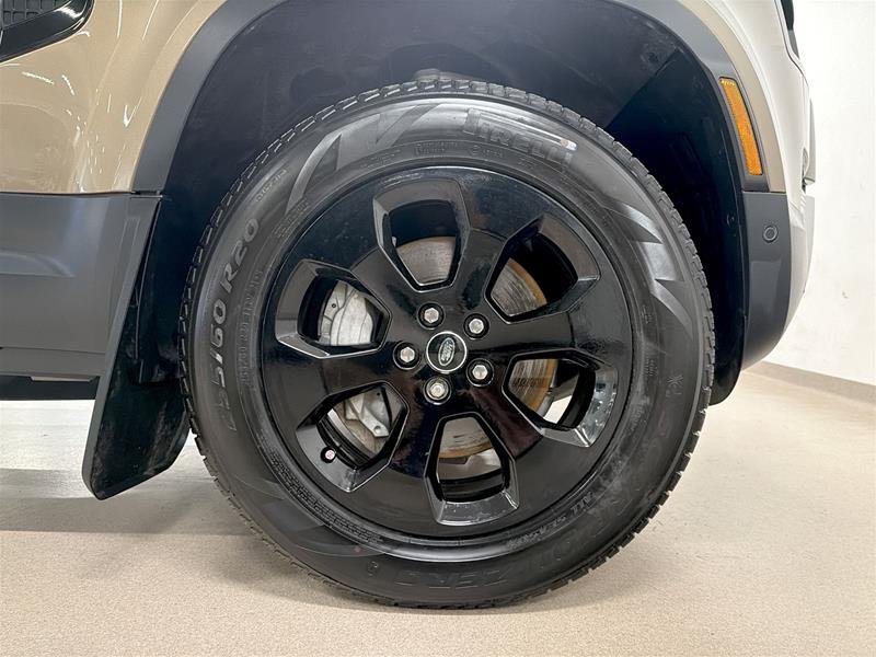 Land Rover Defender 110 P300 S 2025-17