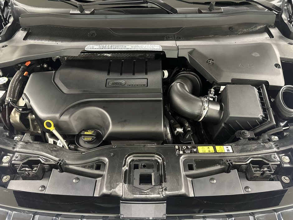 2022 Land Rover Discovery Sport 247hp R-Dynamic S-25