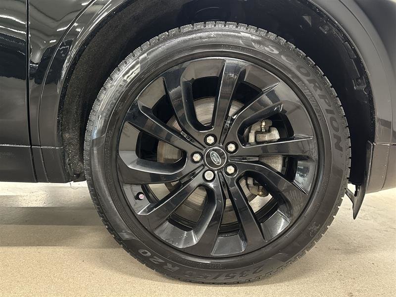 2023 Land Rover Discovery Sport 247hp R-Dynamic SE-18