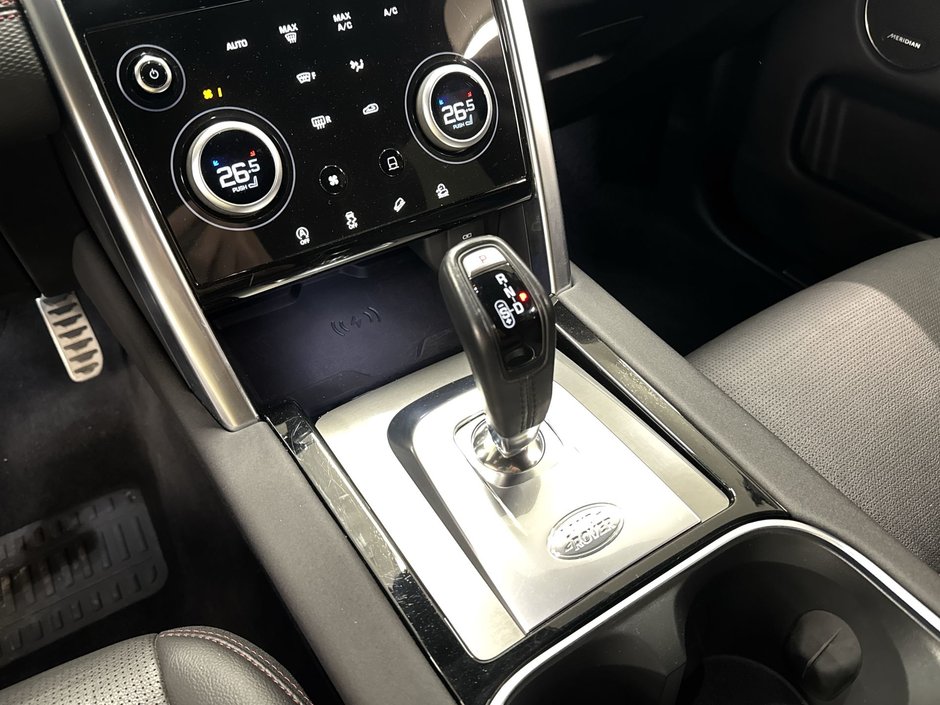 2023 Land Rover Discovery Sport 247hp R-Dynamic SE-20