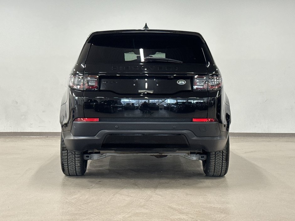 2023 Land Rover Discovery sport 247hp SE-6