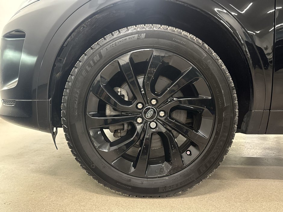 2023 Land Rover Discovery Sport 247hp R-Dynamic S-26