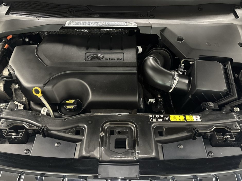 2023 Land Rover Discovery Sport 247hp R-Dynamic S-25