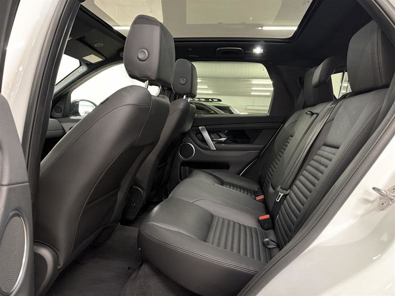 Land Rover Discovery sport 247hp SE 2023-14