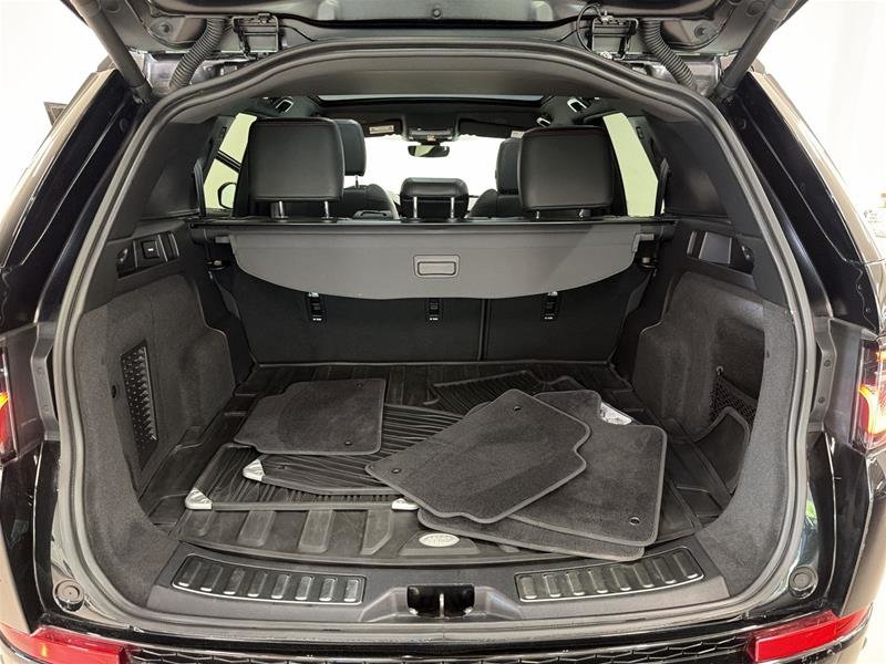 2023 Land Rover Discovery Sport 247hp R-Dynamic S-14