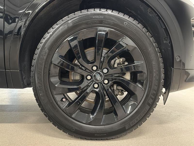 2024 Land Rover Discovery Sport P250 Dynamic SE-17