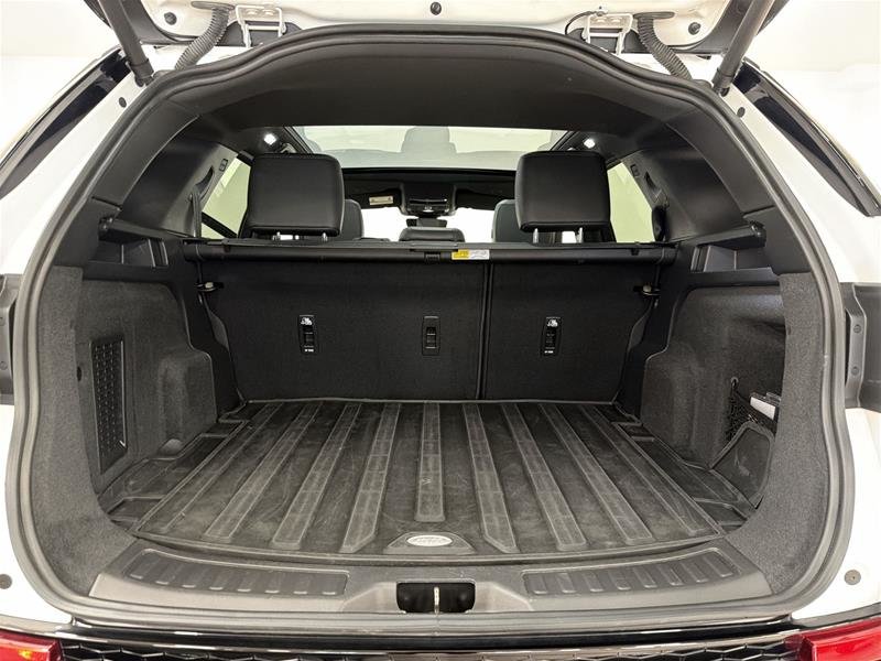 2024 Land Rover Discovery Sport P250 Dynamic SE-15