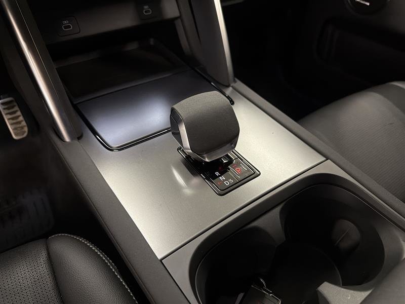 Land Rover Discovery Sport P250 Dynamic SE 2024-12