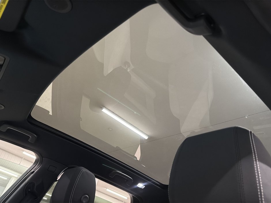 2025 Land Rover Discovery Sport Dynamic SE 4WD-25