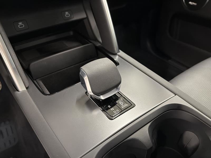 Land Rover Discovery Sport Dynamic SE 4WD 2025-12