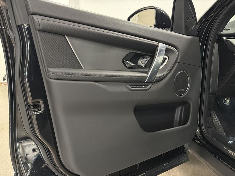 Land Rover Discovery Sport Dynamic SE 4WD 2025-6