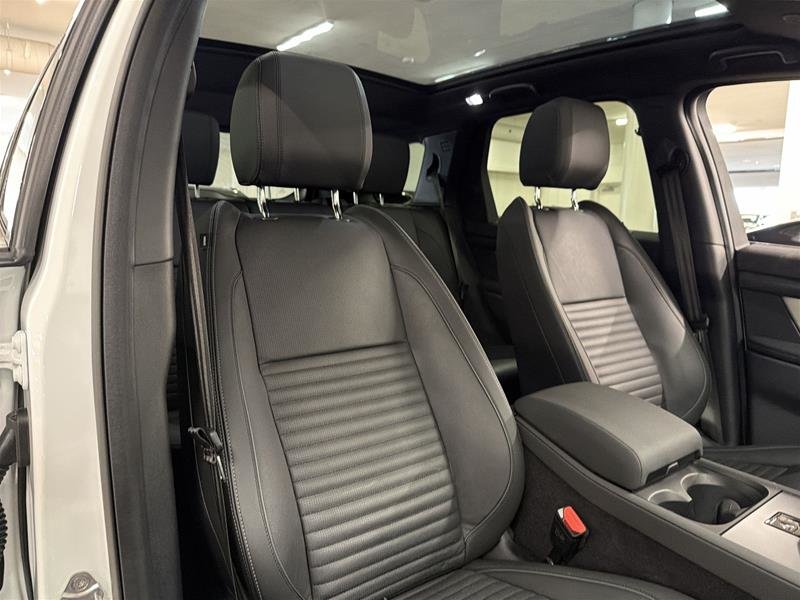 2025 Land Rover Discovery Sport Dynamic SE 4WD-16
