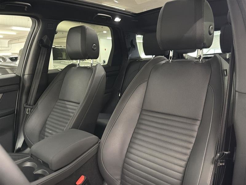 2025 Land Rover Discovery Sport Dynamic SE 4WD-7