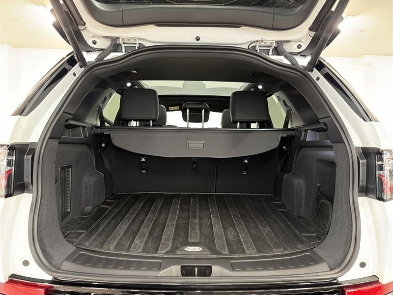 2025 Land Rover Discovery Sport Dynamic SE 4WD-15