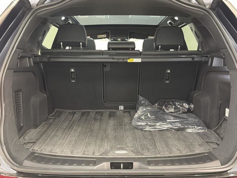 2025 Land Rover Discovery Sport Dynamic HSE 4WD-14