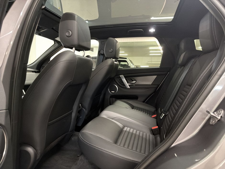 2025 Land Rover Discovery Sport Dynamic SE 4WD-26