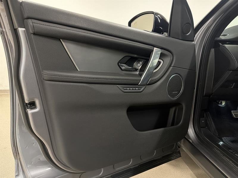Land Rover Discovery Sport Dynamic SE 4WD 2025-6