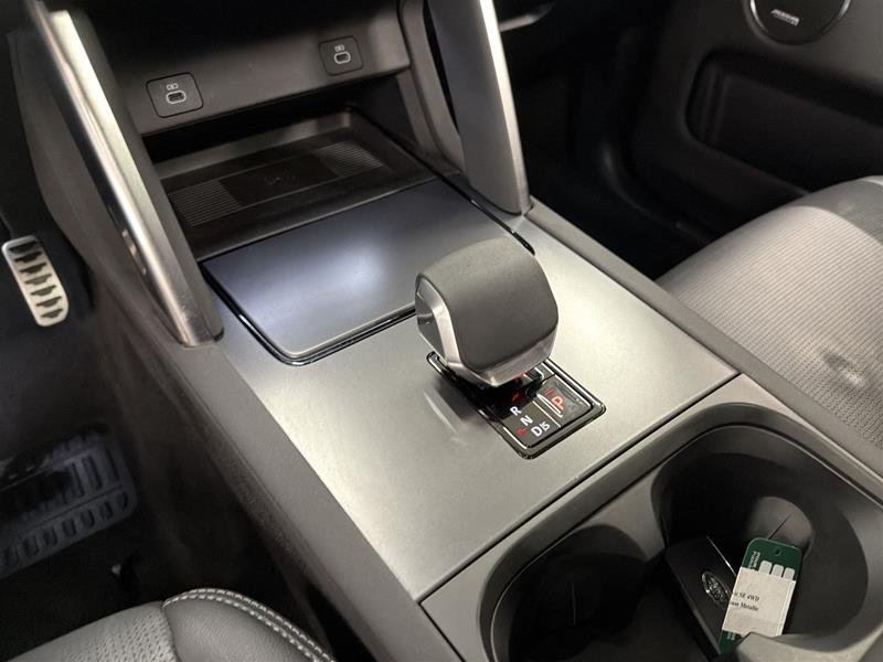 Land Rover Discovery Sport Dynamic SE 4WD 2025-12