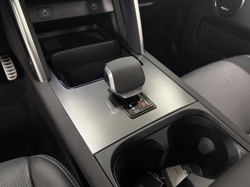 Land Rover Discovery Sport Dynamic SE 4WD 2025-12
