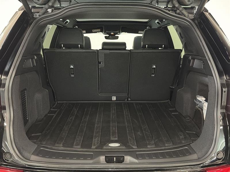 2026 Land Rover Discovery Sport Landmark 4WD-15