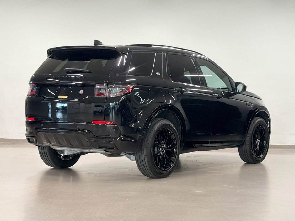 2026 Land Rover Discovery Sport Landmark 4WD-9