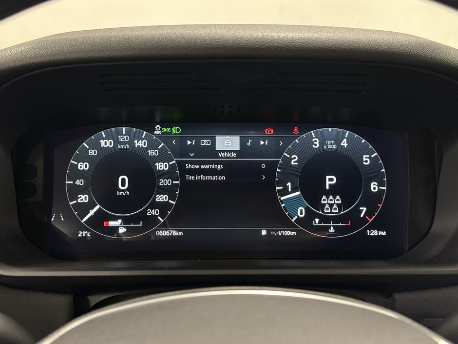 Land Rover Discovery P300 S 2022-16