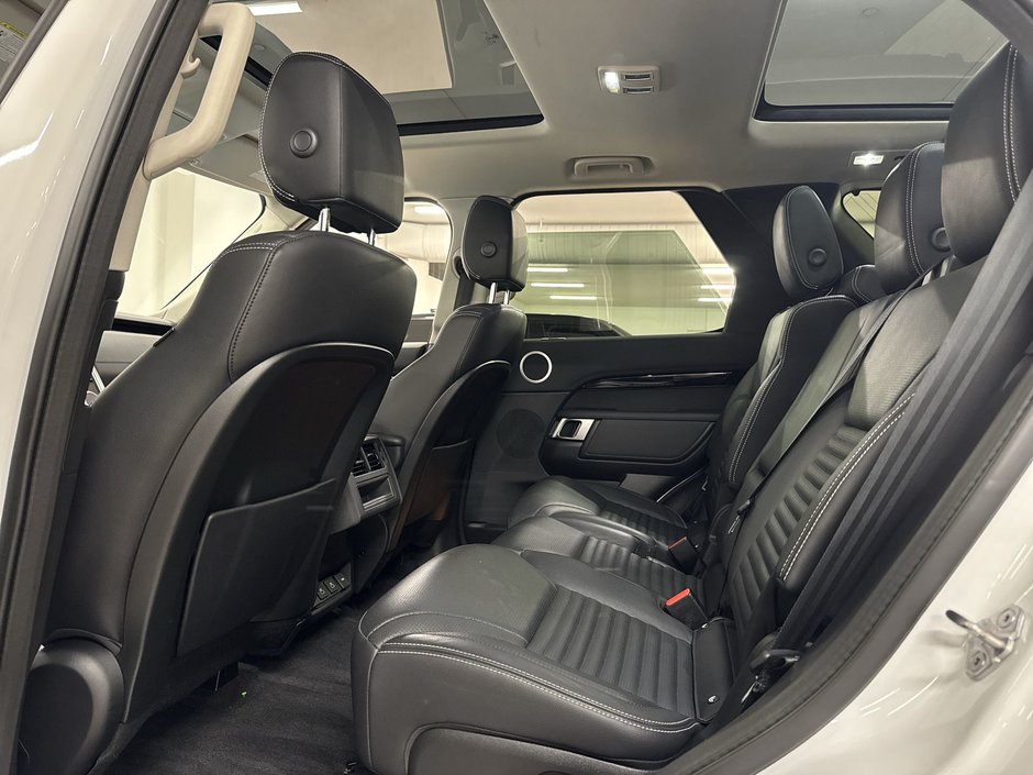 Land Rover Discovery P300 S 2022-22