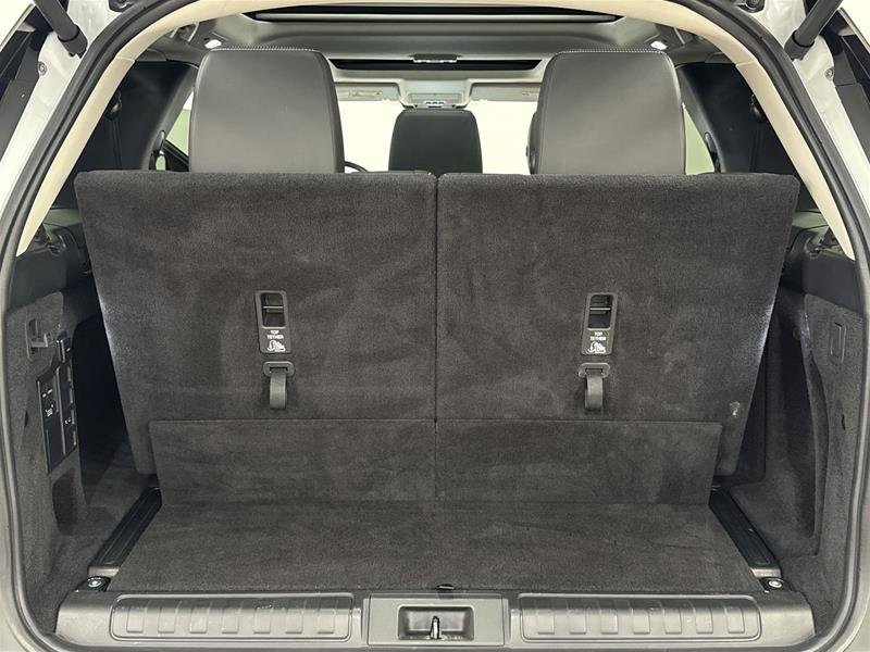 Land Rover Discovery P300 S 2022-15