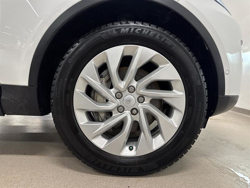 Land Rover Discovery P300 S 2022-18